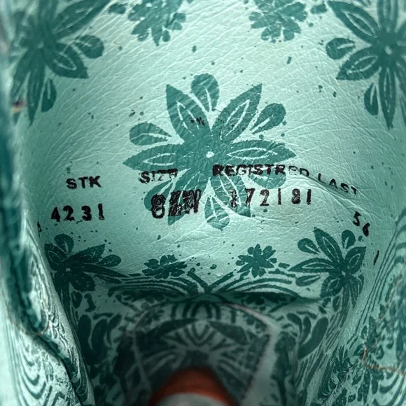 Embellished Black and Gold Heeled Boots - Picture 3 of 4